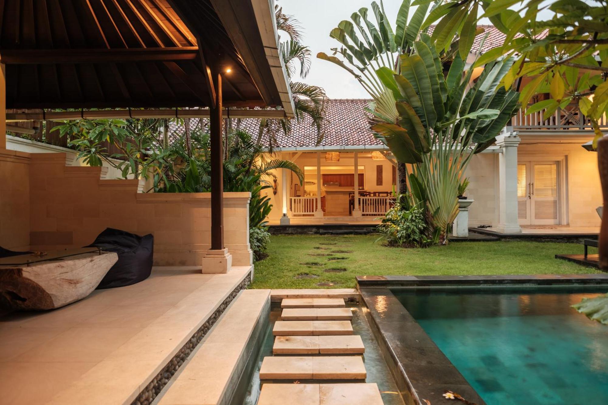 Uma Lima Villa Batu Belig - Close To The Beach Чангу Екстер'єр фото